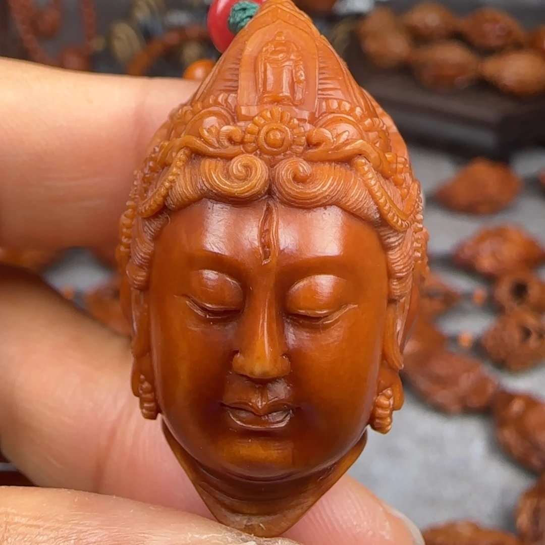橄榄核吊坠水晶核三面观音