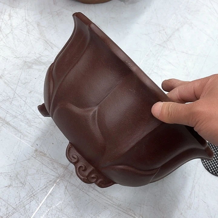 紫砂花盆紫砂的颜色很好看呀