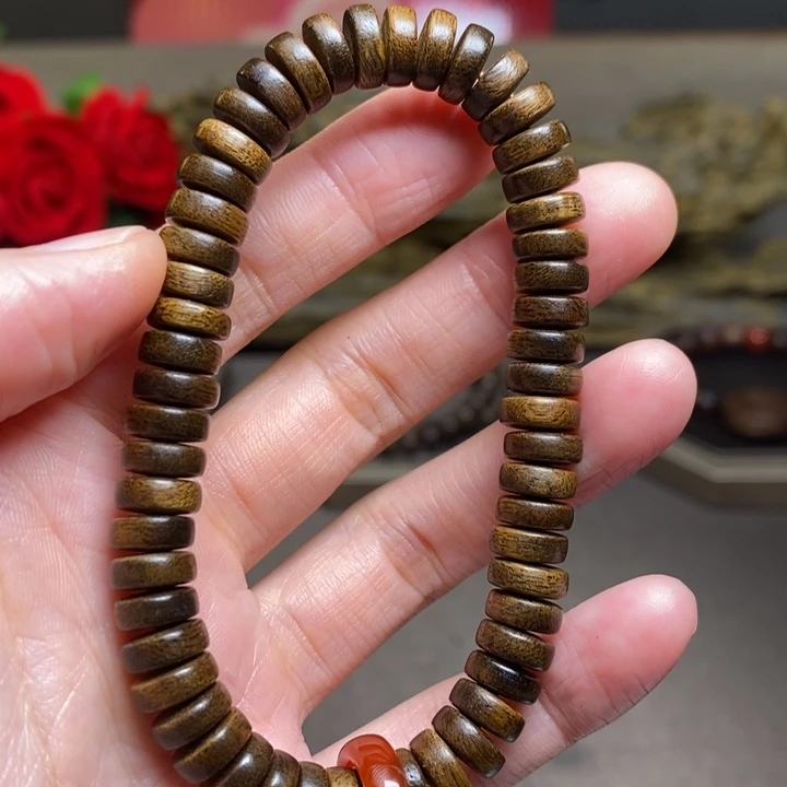 沉香木手串越南芽庄紫棋雷击片片珠随型