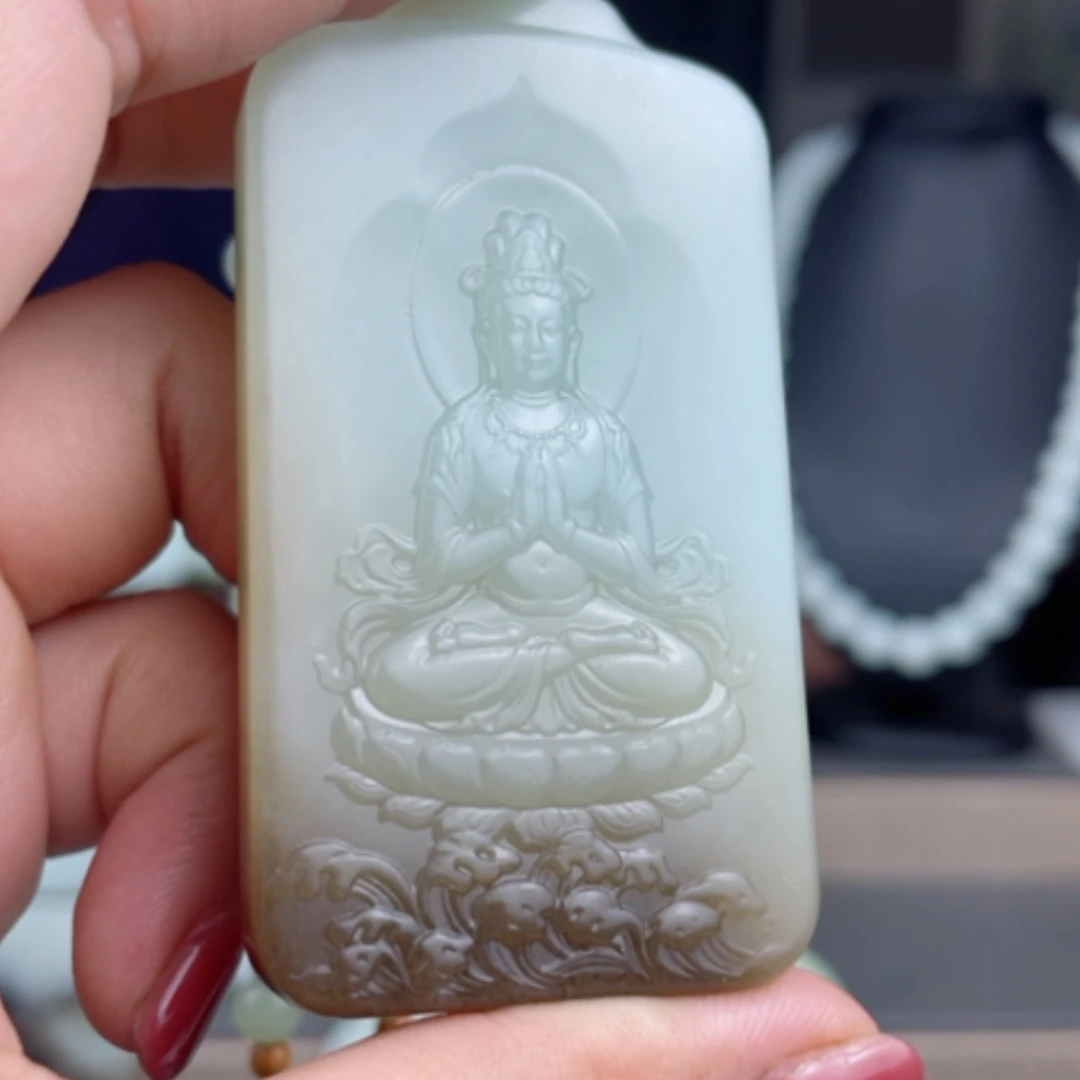 【闪购商品】颈饰未镶嵌和田玉