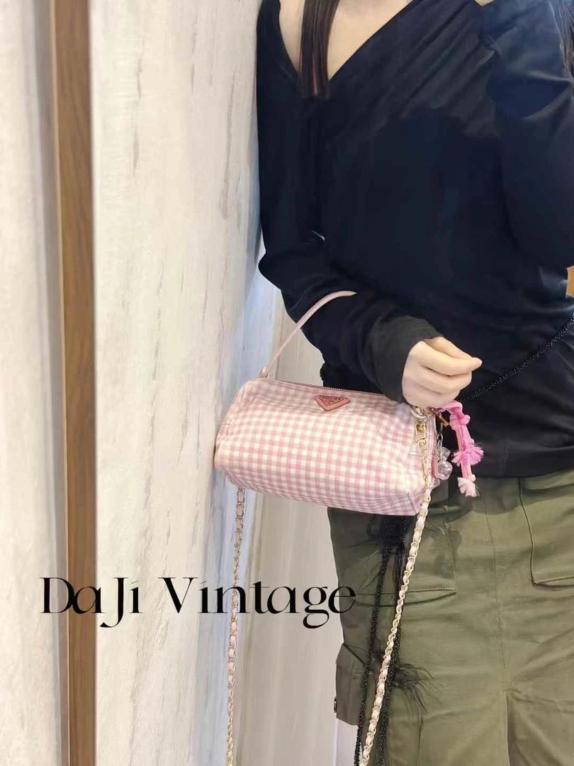 95新 Prada/普拉达 大吉中古/Prada粉色格纹手拿包