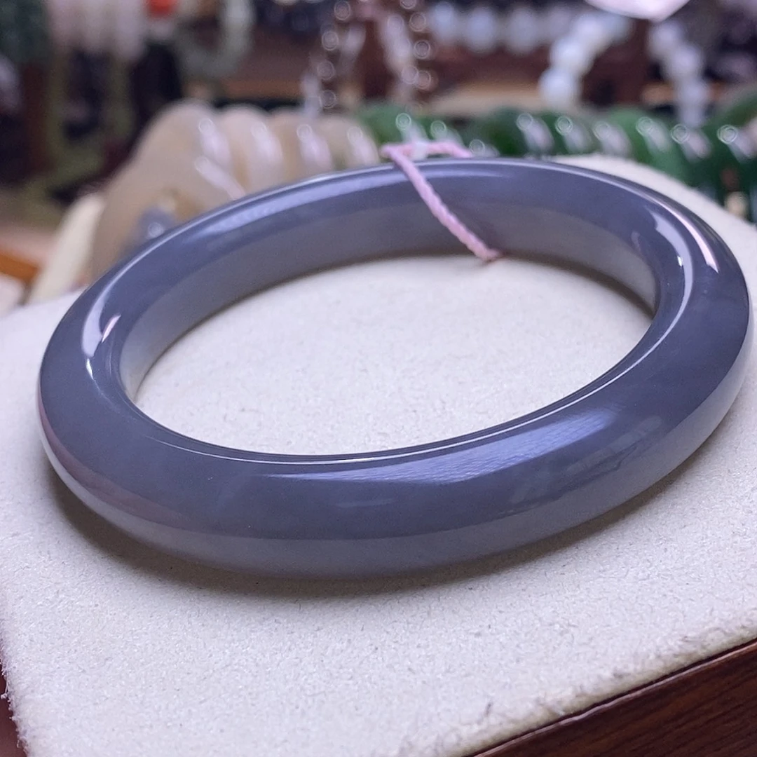 颈饰未镶嵌和田玉毕业级老坑料高冰浓烟紫手镯57