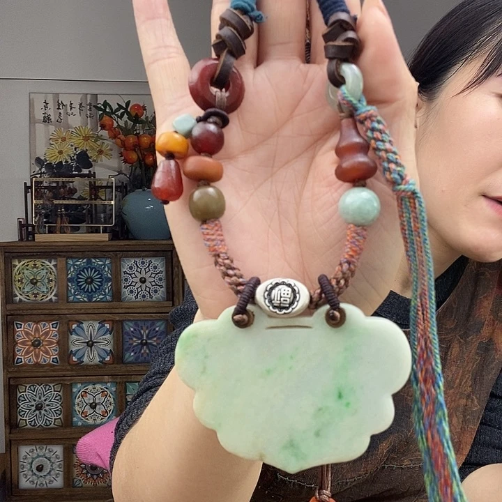 翡翠项链未镶嵌项链