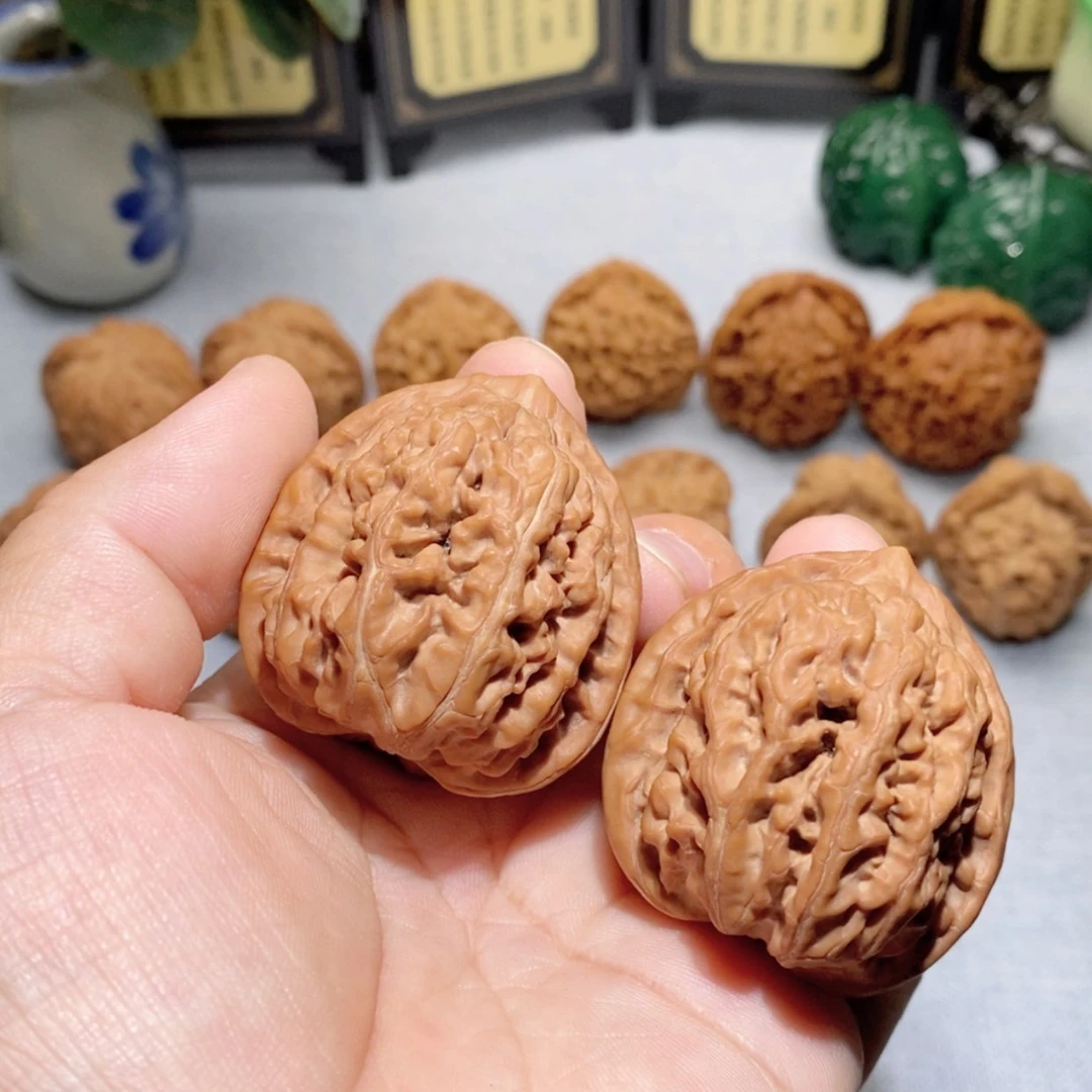 【闪购商品】文玩核桃吊坠药*哥凤凰台