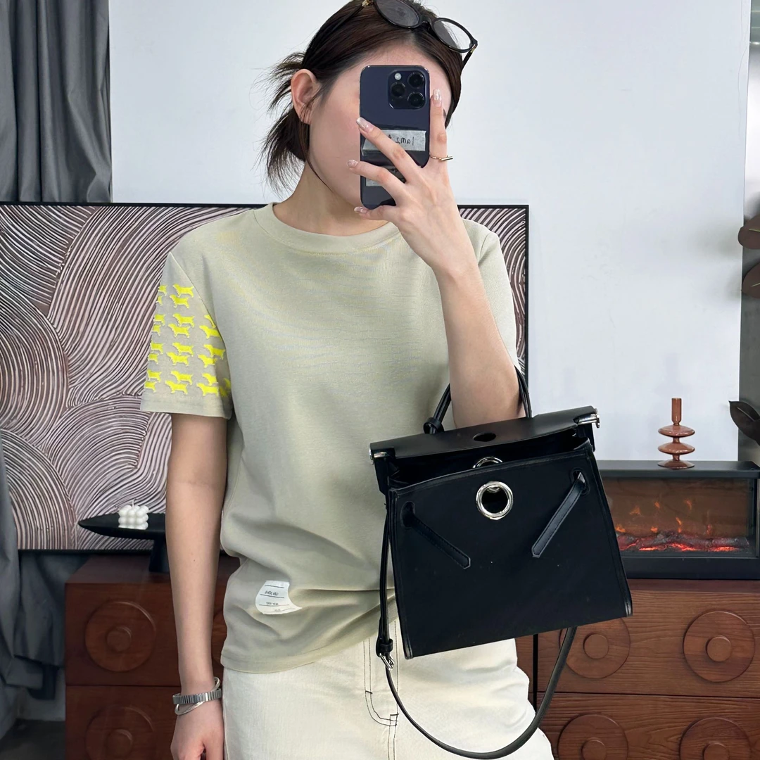 断码 秋冬百搭舒适短袖简约运动圆领宽松宽松T恤DZT001