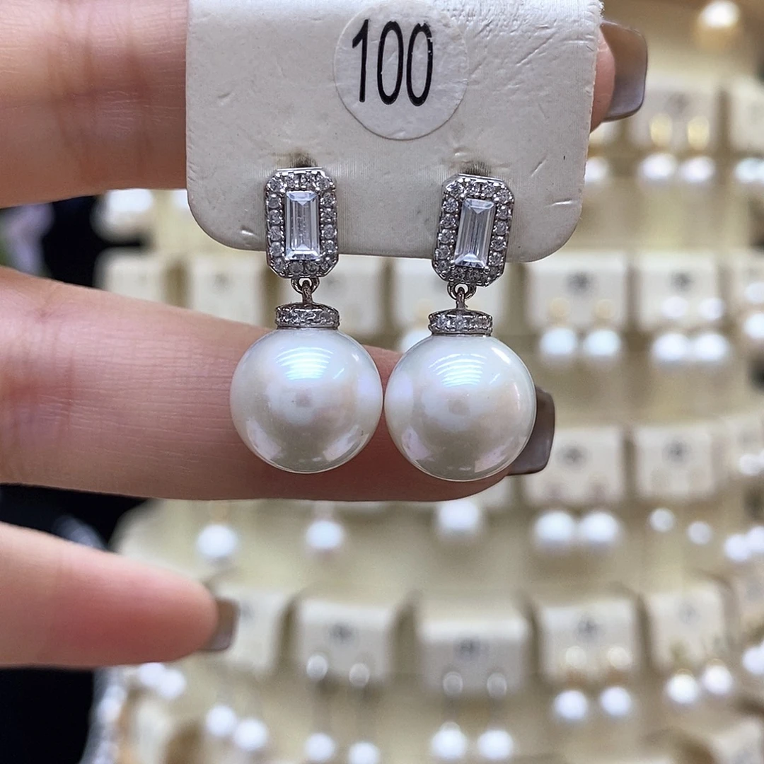 淡水珍珠银S925镶嵌耳饰