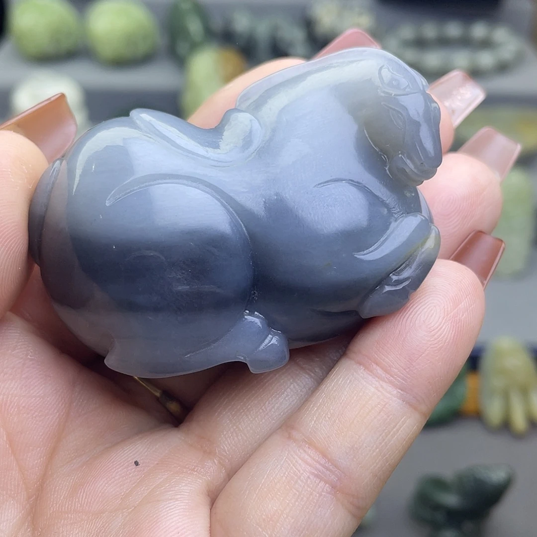 舞***）和田玉未镶嵌颈饰