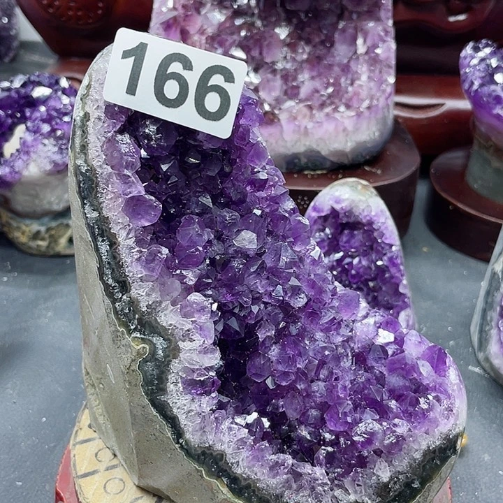 水晶大型摆件（非配饰）未镶嵌