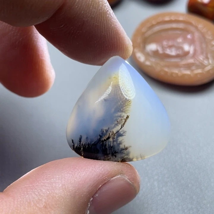 玛瑙/玉髓颈饰未镶嵌康*辛