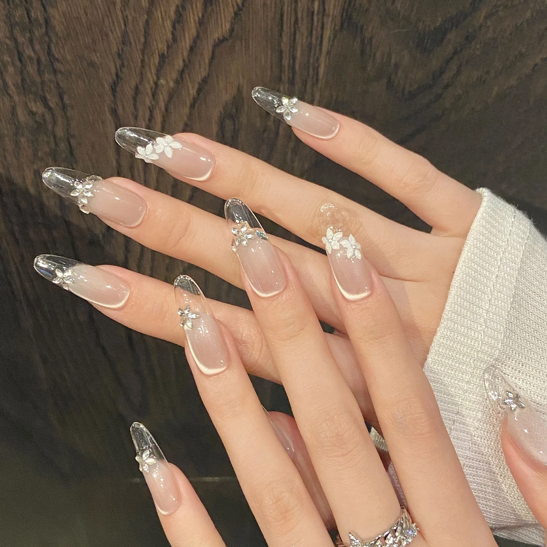 高级感穿戴甲穿戴甲片推荐爆款美甲新款中长款穿戴甲美甲穿戴甲片