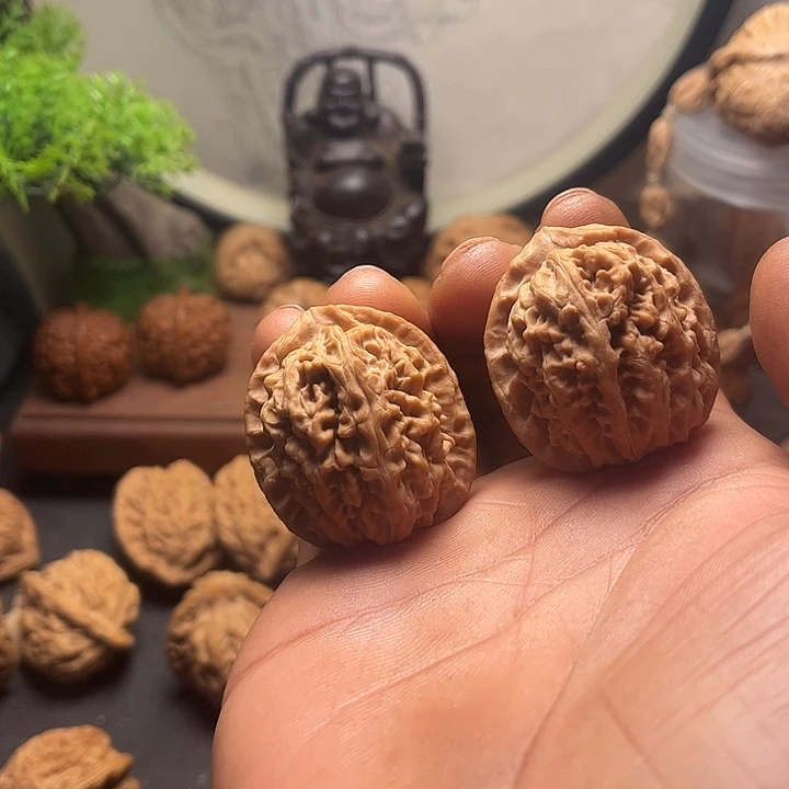 文玩核桃吊坠35荔枝纹