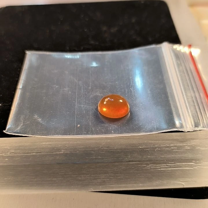 海***蓝石英岩玉未镶嵌戒面