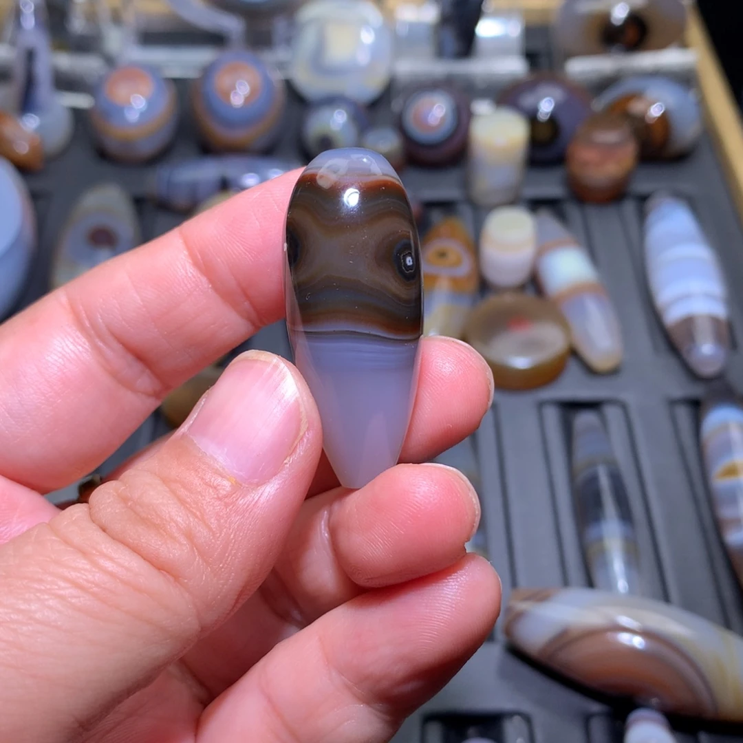 骑***江玛瑙/玉髓未镶嵌颈饰