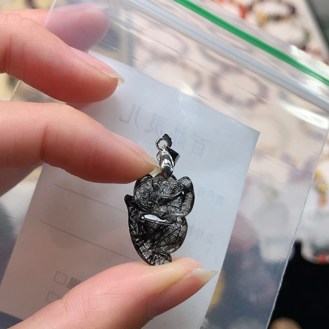 水晶未镶嵌吊坠(不含链)黑发晶狐多样性发一