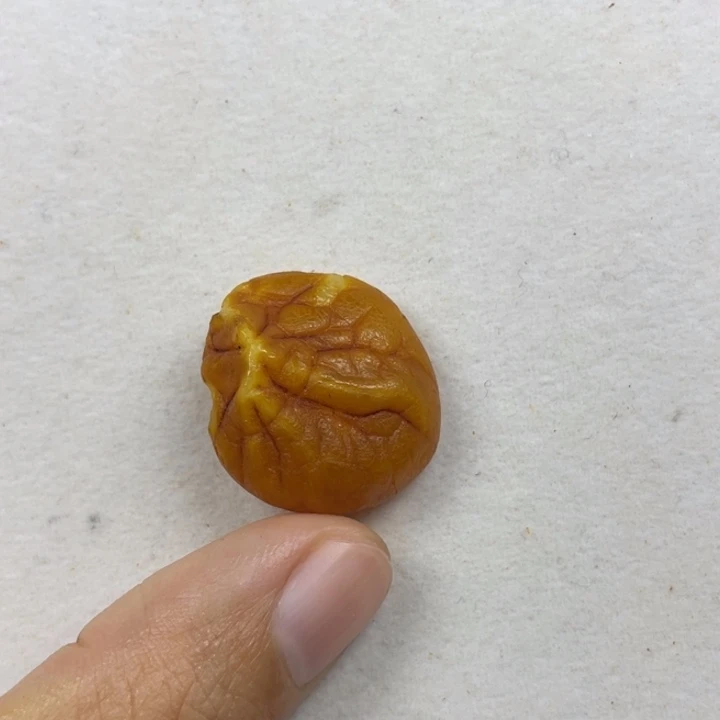 我***记琥珀未镶嵌裸石定制