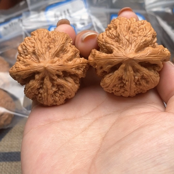 猴头核桃吊坠9008号粗筋44.44.40八筋