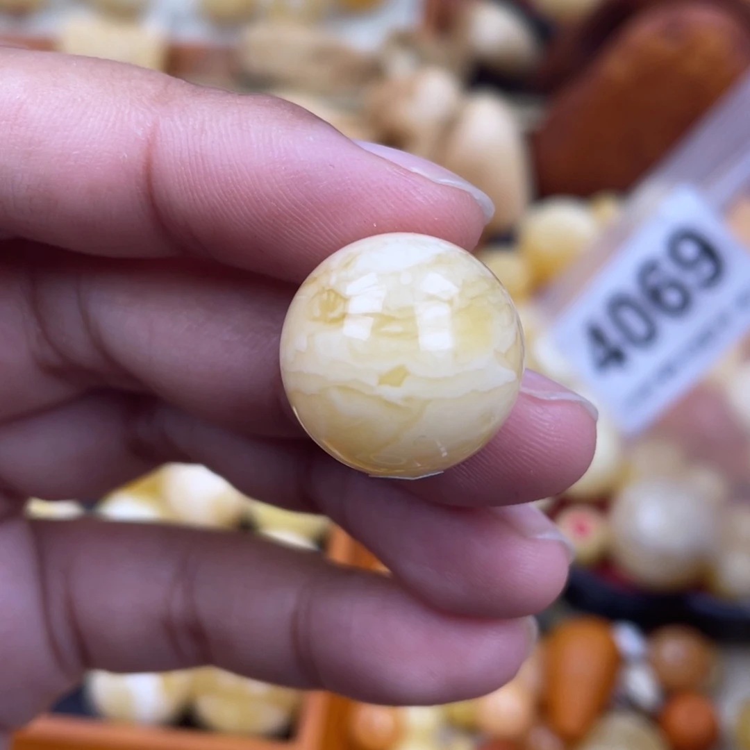 未镶嵌蜜蜡珠宝奇石18.7浓蜡 虎皮