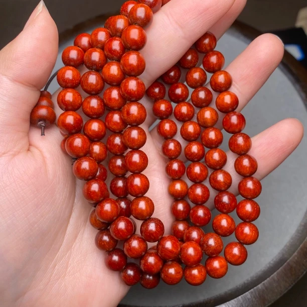 无胶无油无蜡 0.8cm 108粒 5星鸡血红鳞底泥料 印度小叶紫檀