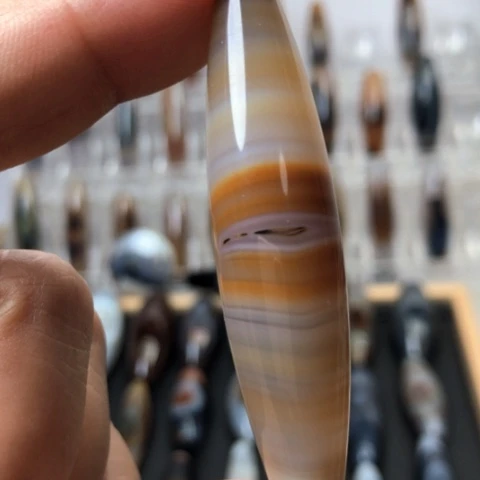 玛瑙/玉髓未镶嵌珠宝半成品