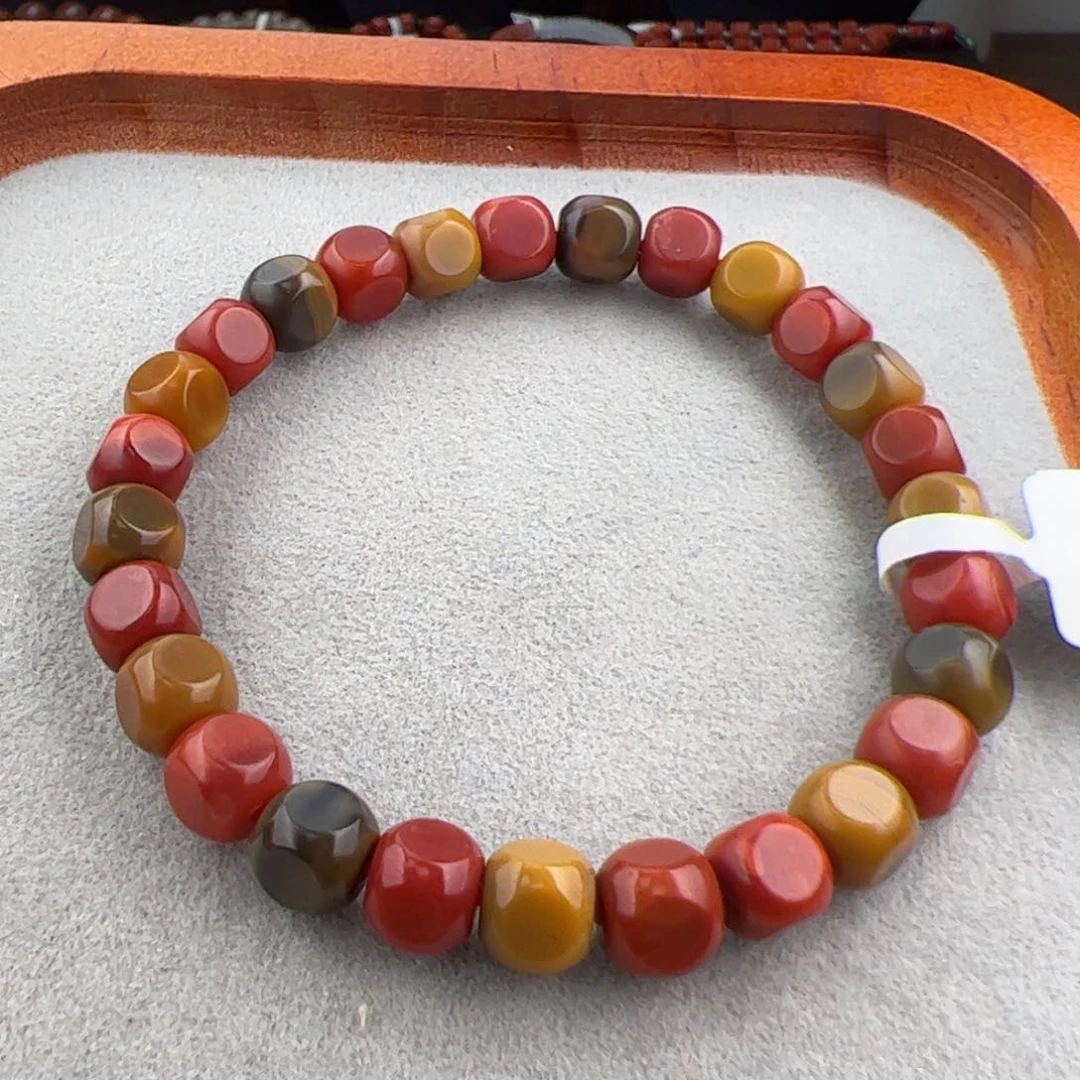 南红玛瑙包浆方糖手串6.7mm+未镶嵌