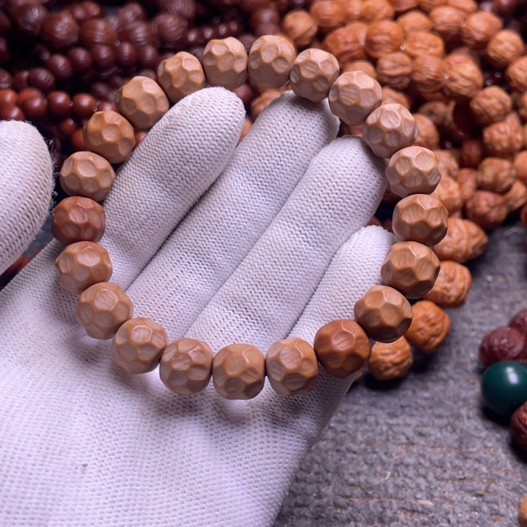 手串猴头核桃11左右奶酪无相。 泛油款