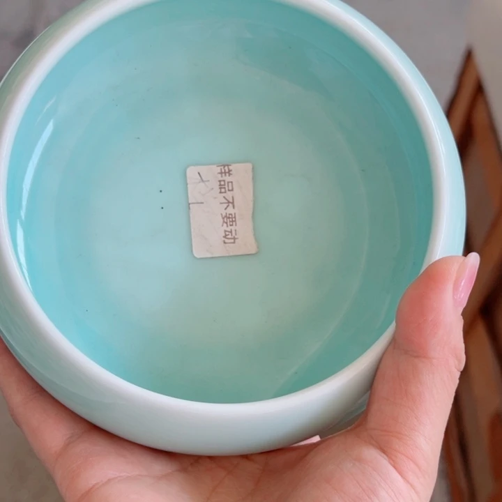 碗哈哈哈刚刚哈哈哈哈