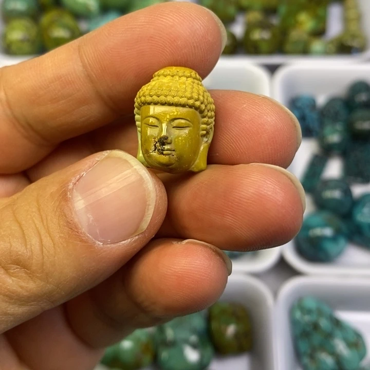 绿松石未镶嵌珠宝奇石