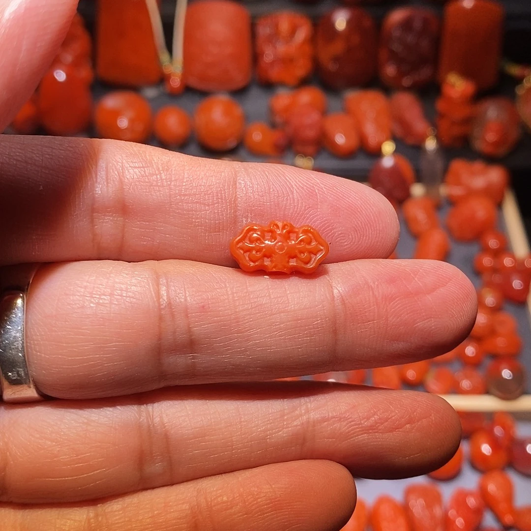 鹏***@南红玛瑙未镶嵌配饰