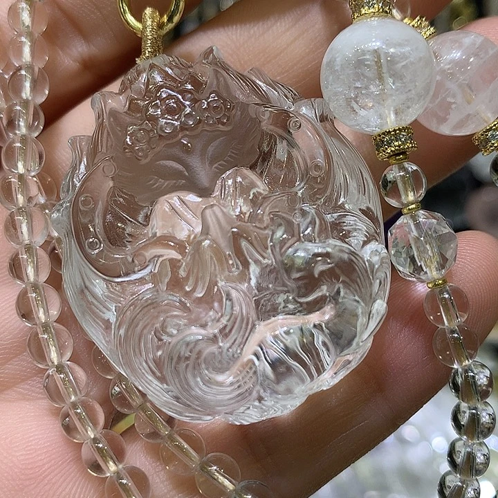 未镶嵌颈饰水晶?**卷天然