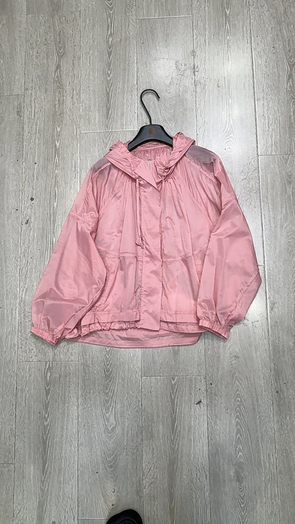 夏季新款连帽轻薄透气防晒衣女士户外休闲外套