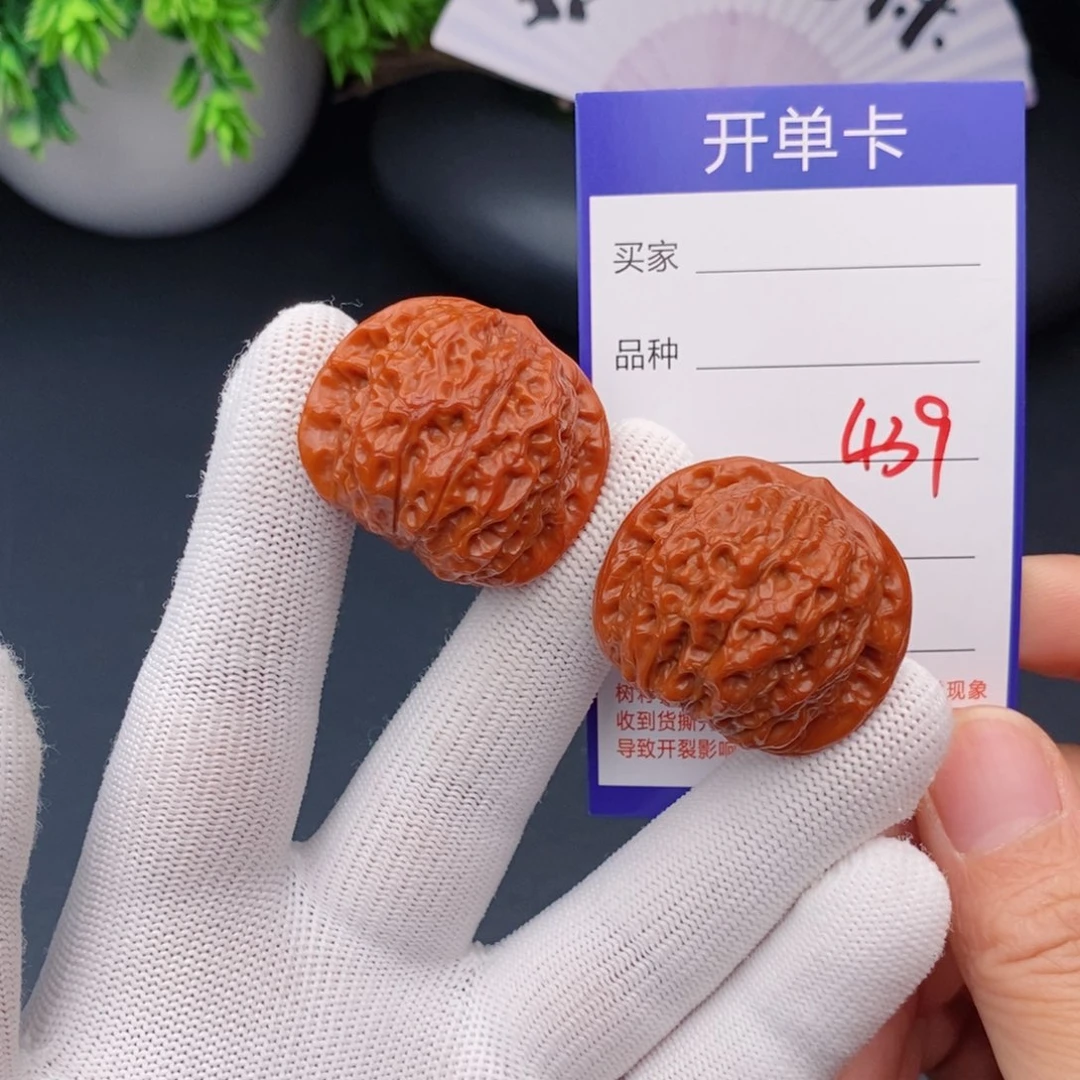 文玩核桃把件35血麒麟439