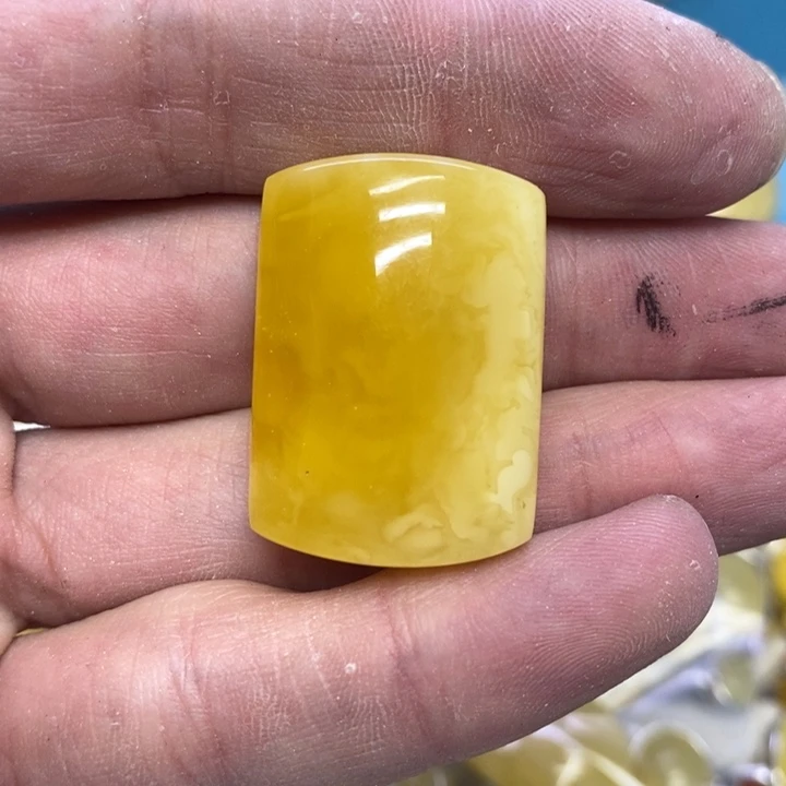 蜜蜡裸石未镶嵌吊坠