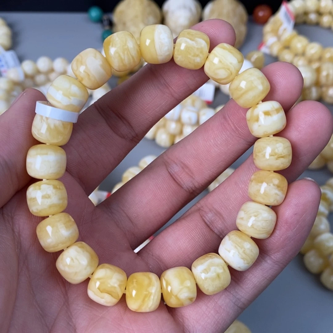 未镶嵌琥珀珠宝奇石一**桐11mm 16.8g