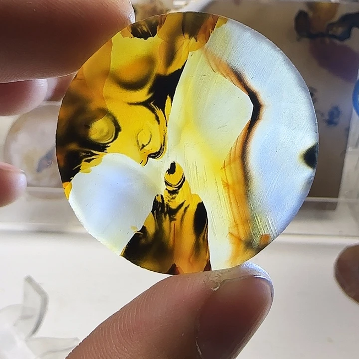 玛瑙/玉髓未镶嵌珠宝奇石