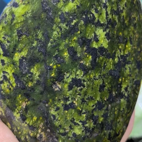 法***然有机玻璃藏玉药王石原石手把件