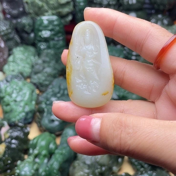 你***噻和田玉未镶嵌挂件