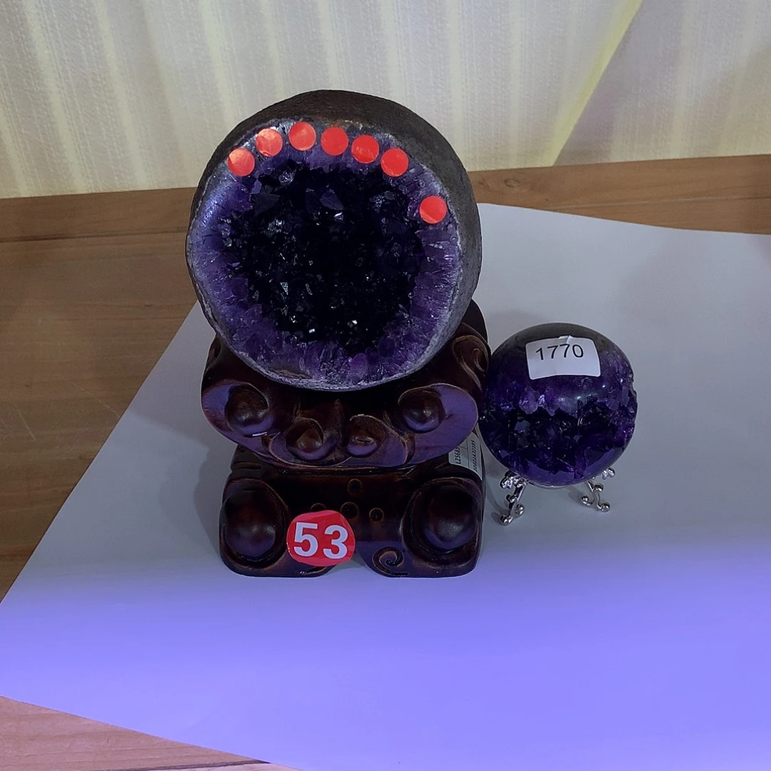 紫晶大型摆件（非配饰）未镶嵌W****佳
