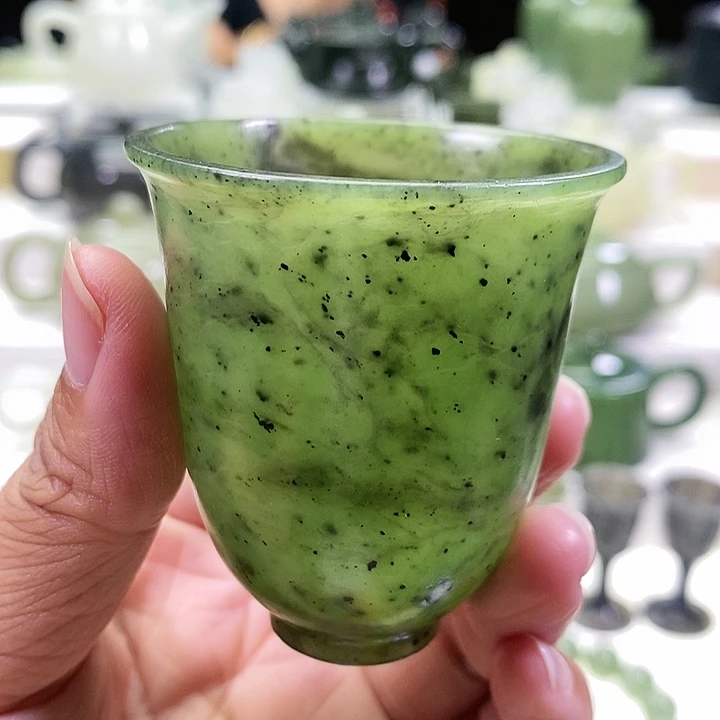 未镶嵌和田玉挂件茶杯60m l