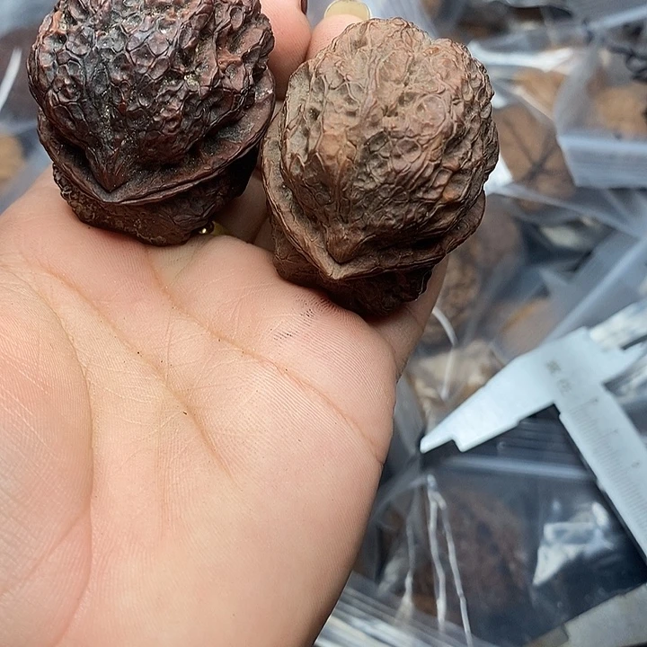 文玩核桃把件82号47mm