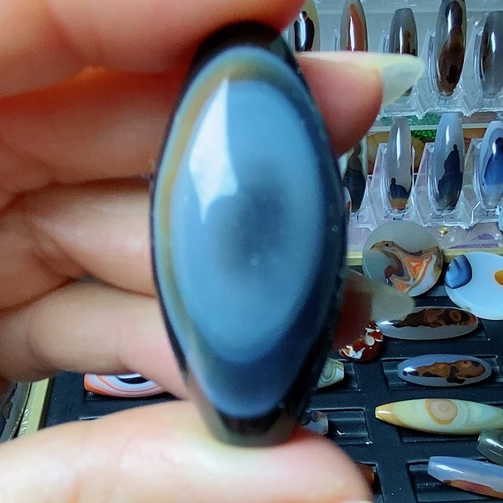 玛瑙/玉髓颈饰合金