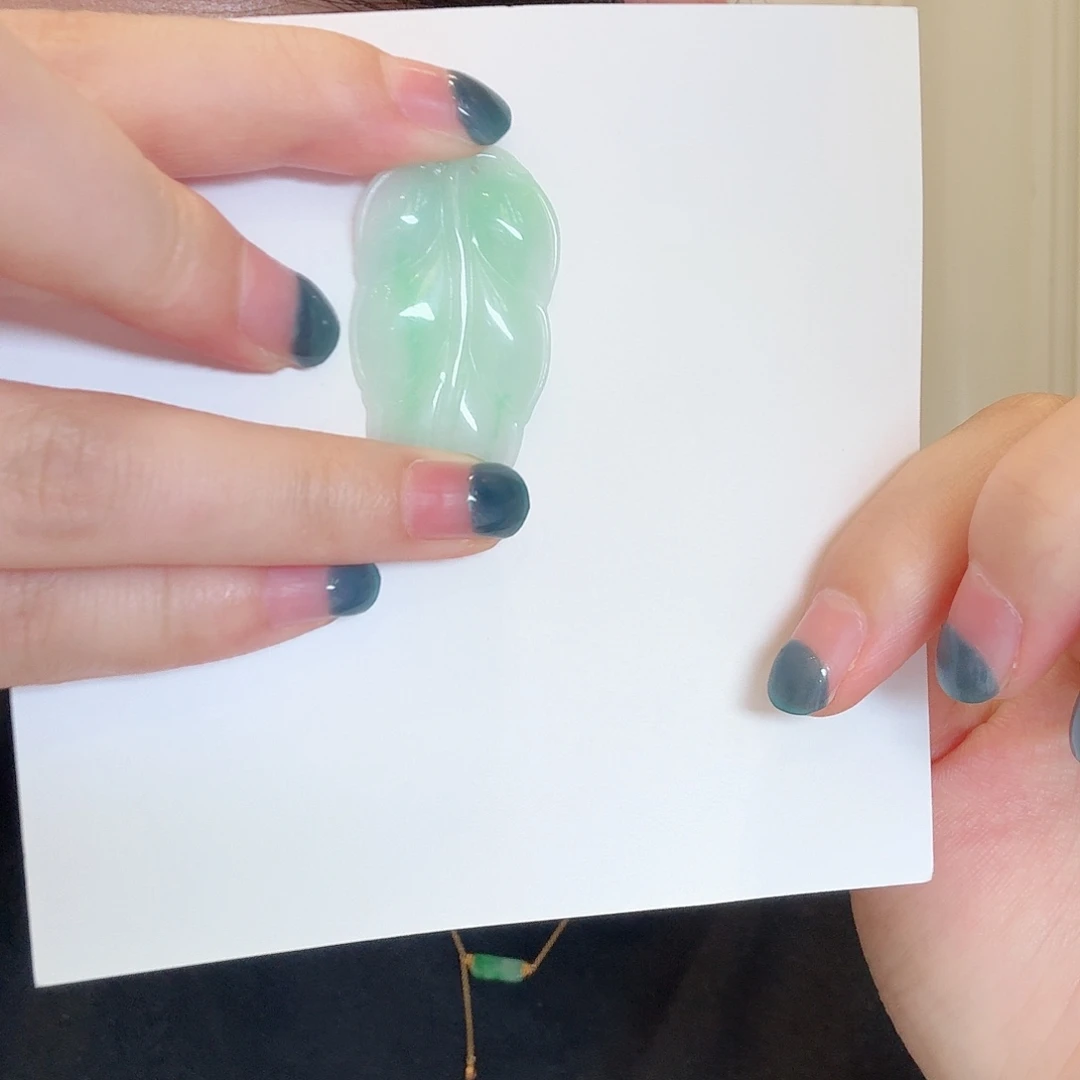 翡翠未镶嵌颈饰叶子mq