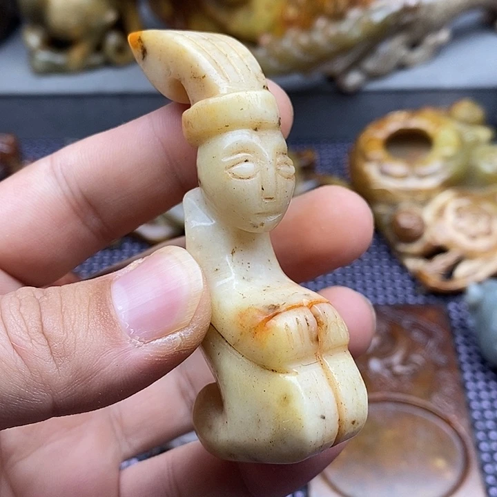 蛇纹石玉合金颈饰