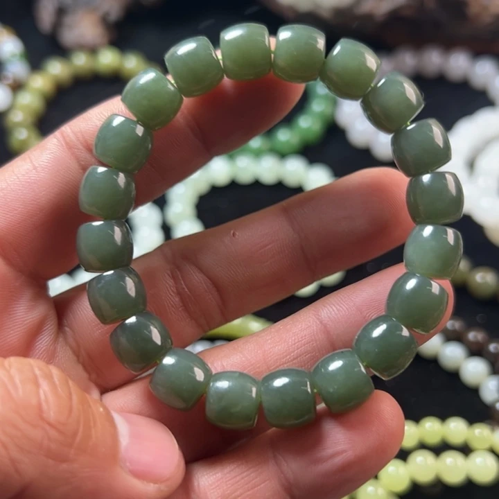 和田玉（糖玉）未镶嵌手链