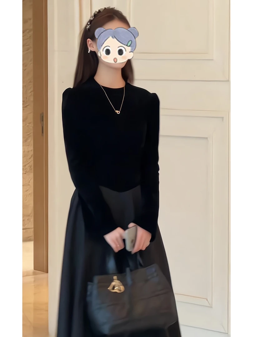 法式赫本风早秋流行穿搭黑色连衣裙女秋季收腰显瘦修身拼接长裙子