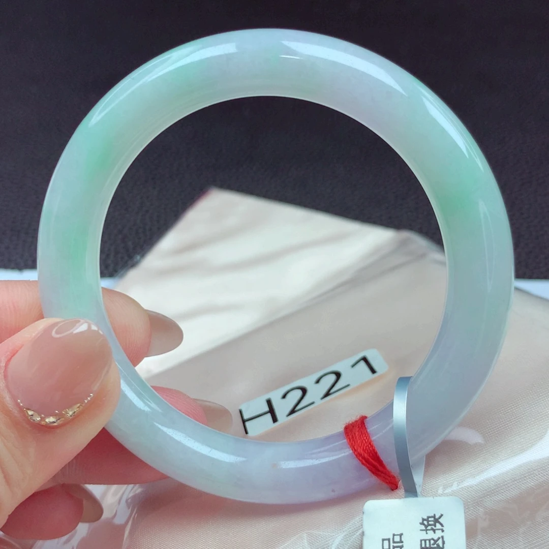 翡翠手镯未镶嵌手镯88