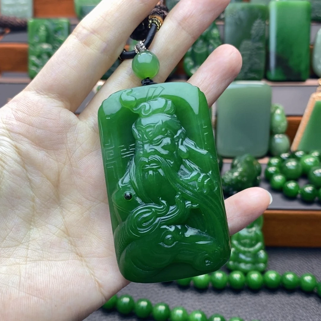 颈饰未镶嵌和田玉（碧玉）C**O关公