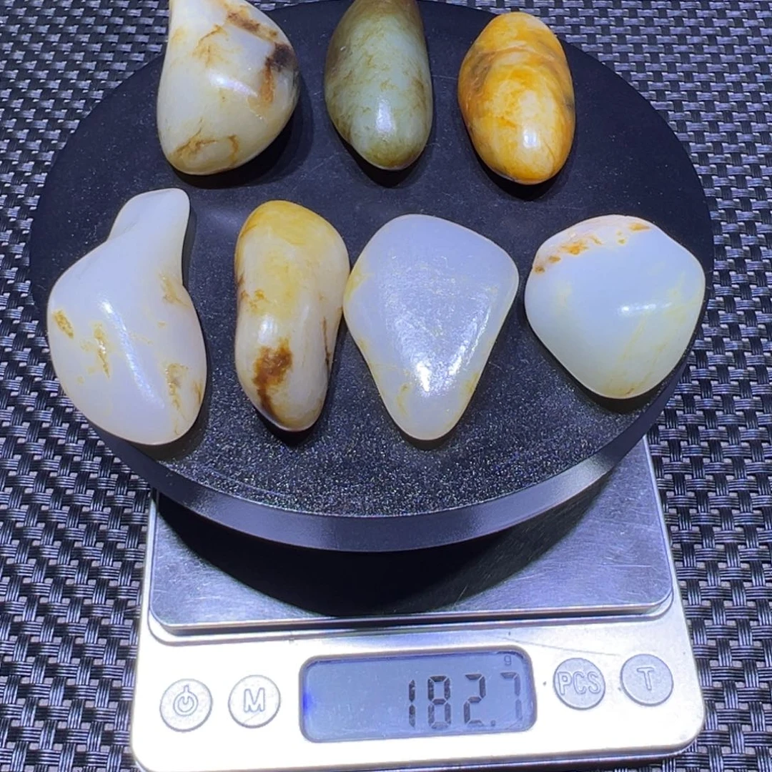 和田玉（子料）未镶嵌吊坠(不含链)182