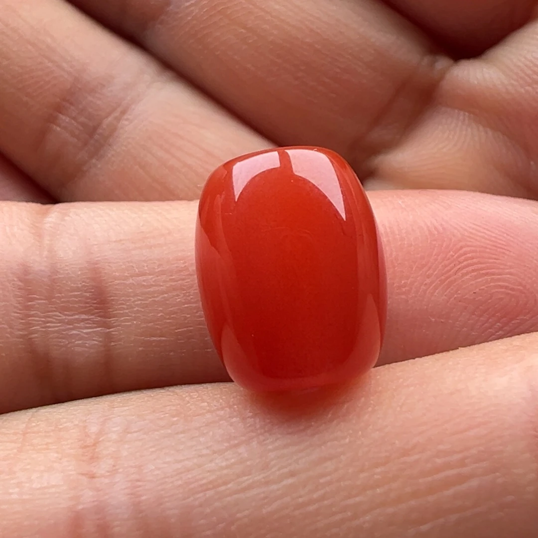 南红玛瑙桶珠10.7x 13未镶嵌