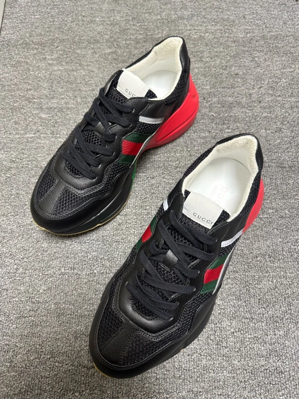 全新未使用 GUCCI/古驰 42.5码 男士黑红经典老爹鞋