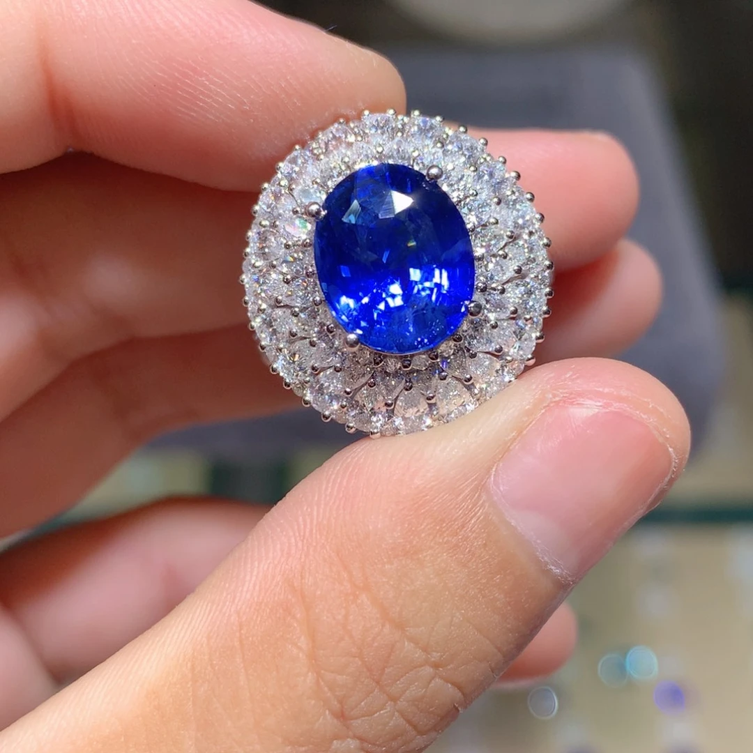 蓝宝石戒指18K金镶嵌5.04ct